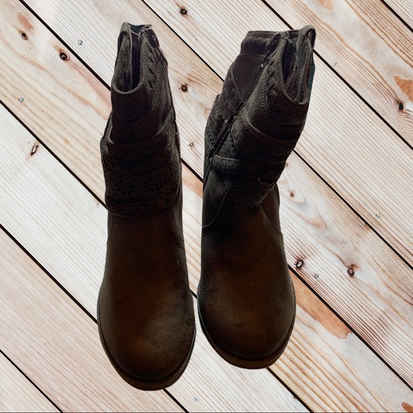 Not Rated Khaki Kandinsky Booties - Picture 10 of 10